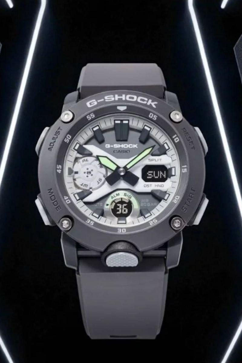 CASIO G-SHOCK ソーラー Bluetooth グレー Relógio Casio G-Shock Masculino Cinza – Resistência e Estilo Esportivo